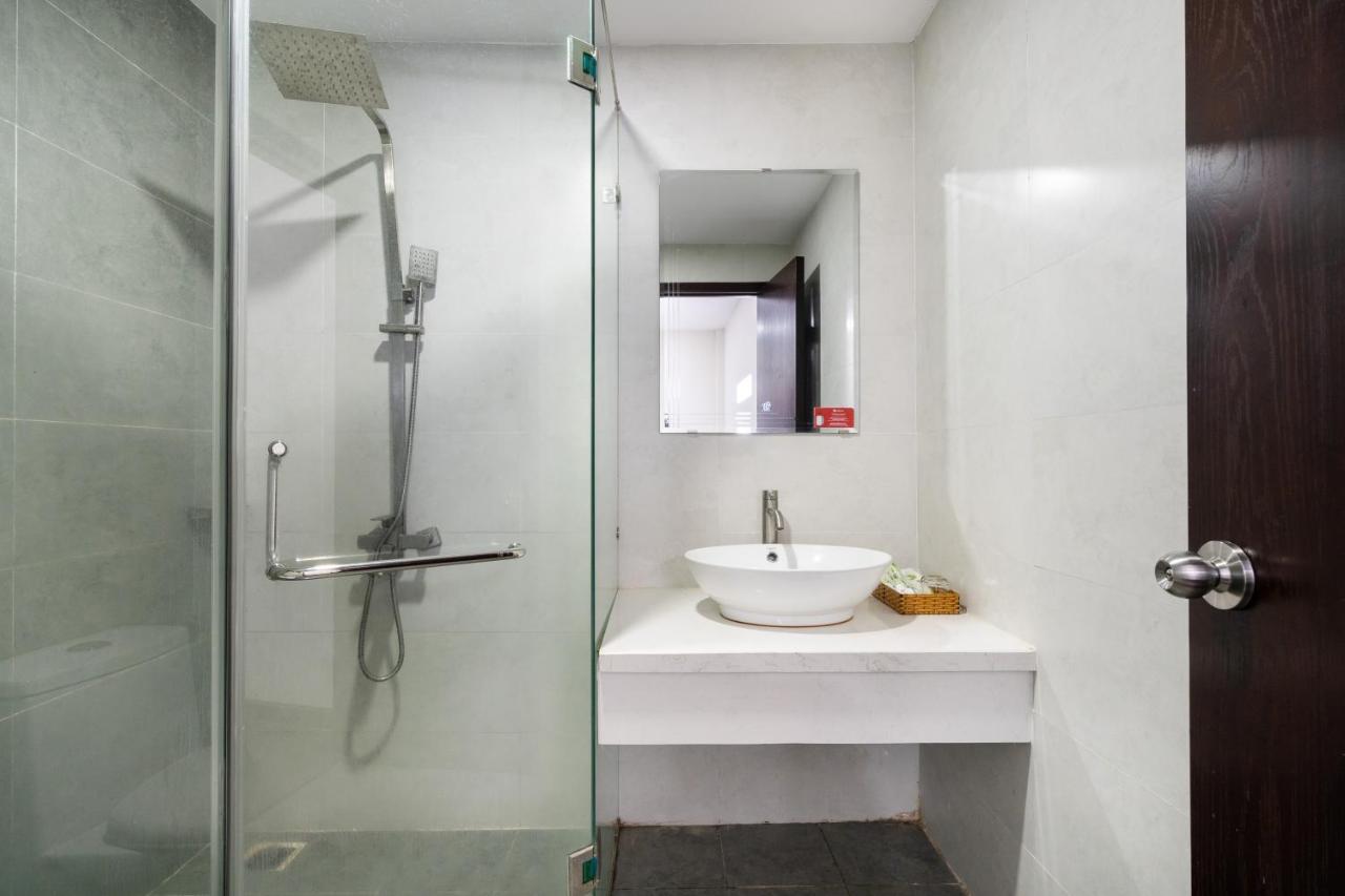 Joi Hotel Вунгтау Экстерьер фото